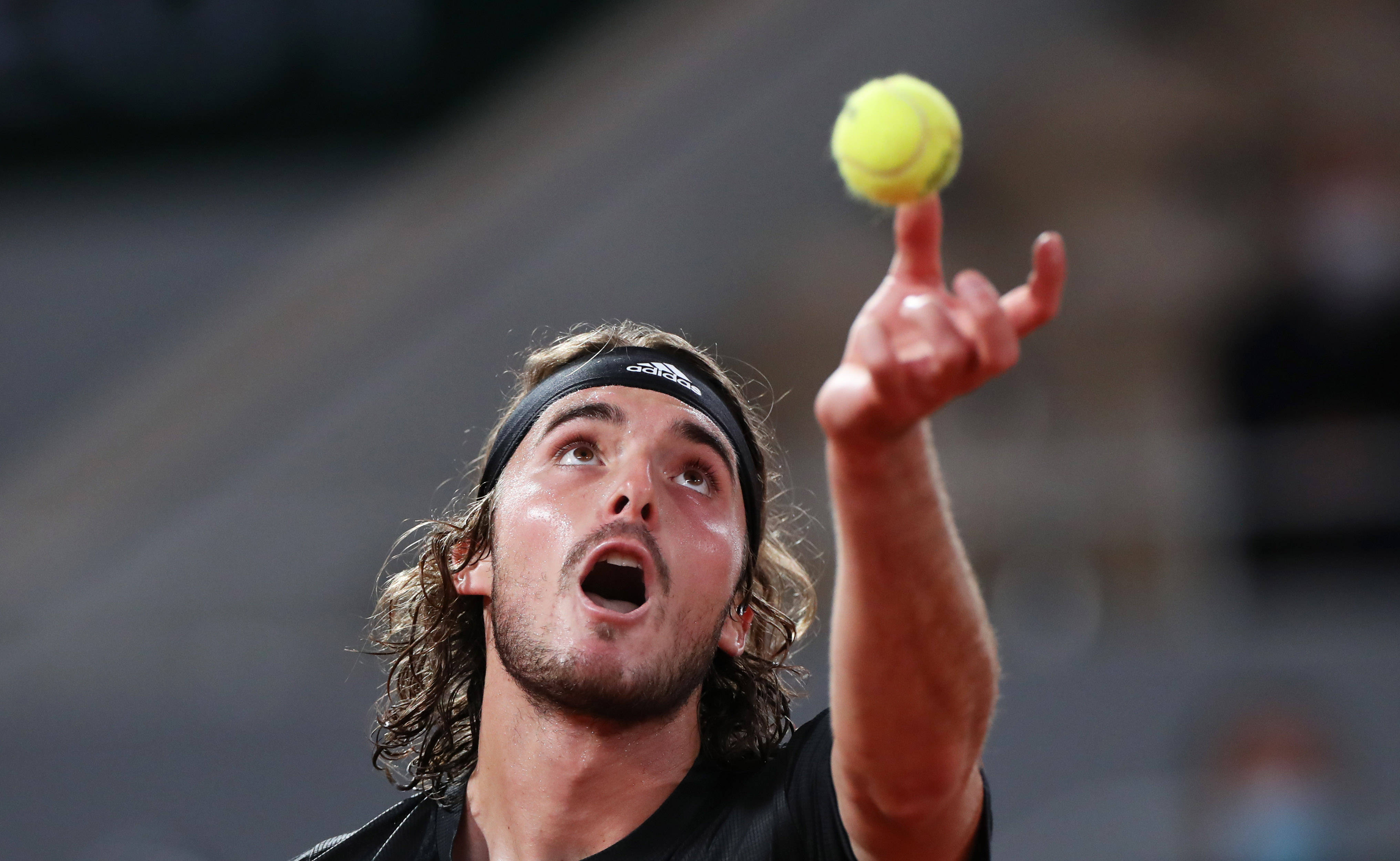 世界网球队完胜美国网球队,西西帕斯绝境逆转 世界网球队完胜美国网球队,西西帕斯绝境逆转