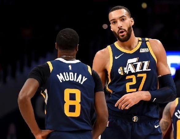 国王逆转尼克斯，戈贝尔统治全场