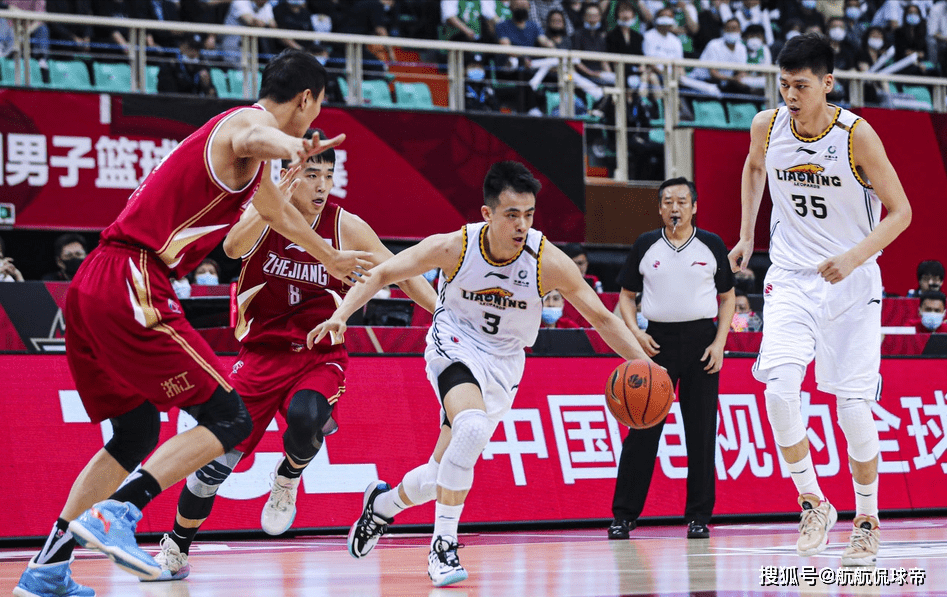 辽宁队碾压步行者，范弗利特高光表现