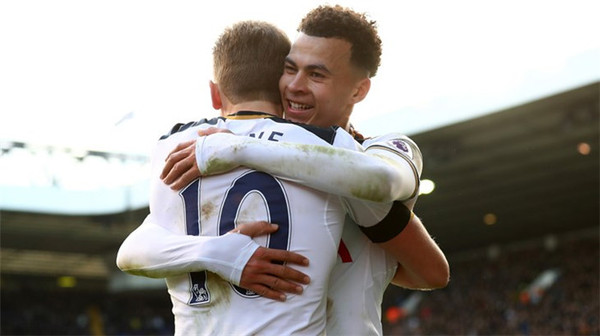 AC米兰完胜利物浦，孔德状态火热