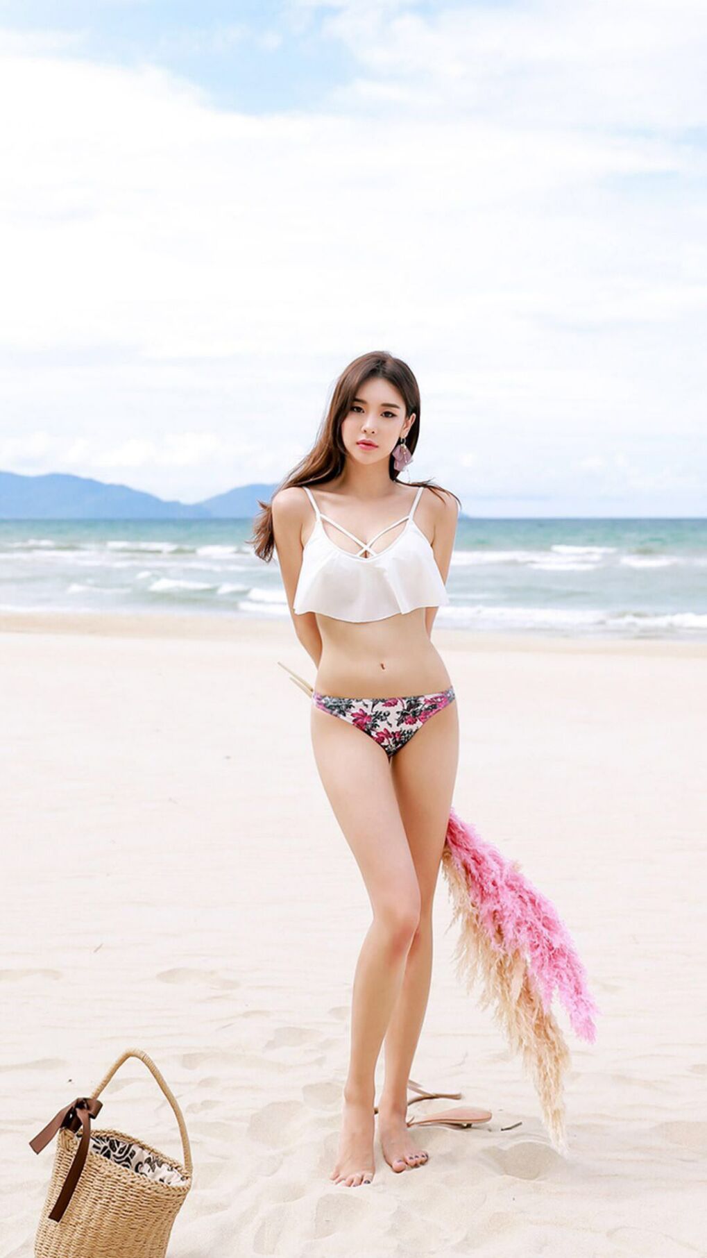 脚羽大战，当法国铁骑遭遇丹麦童话，黄鸭组合的跨界一击