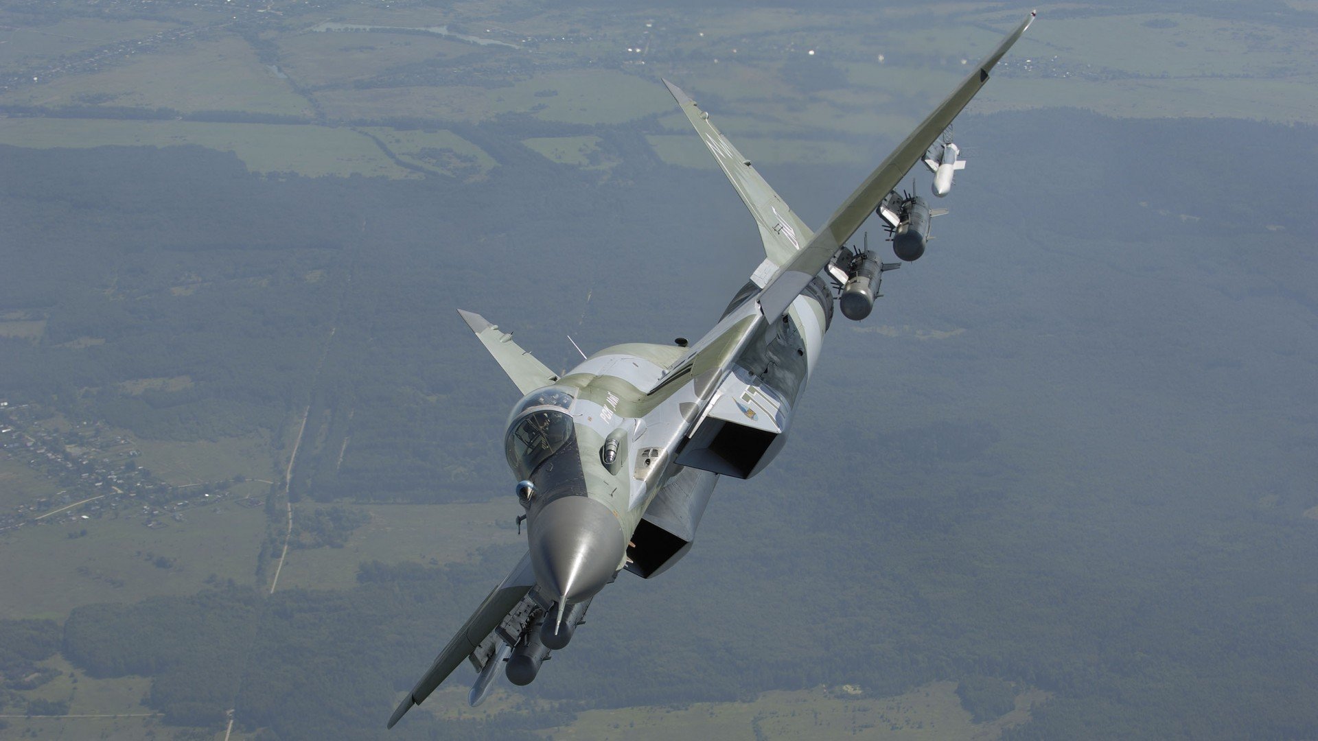 毫秒间的王座,银箭破风,红牛少年惊艳围场