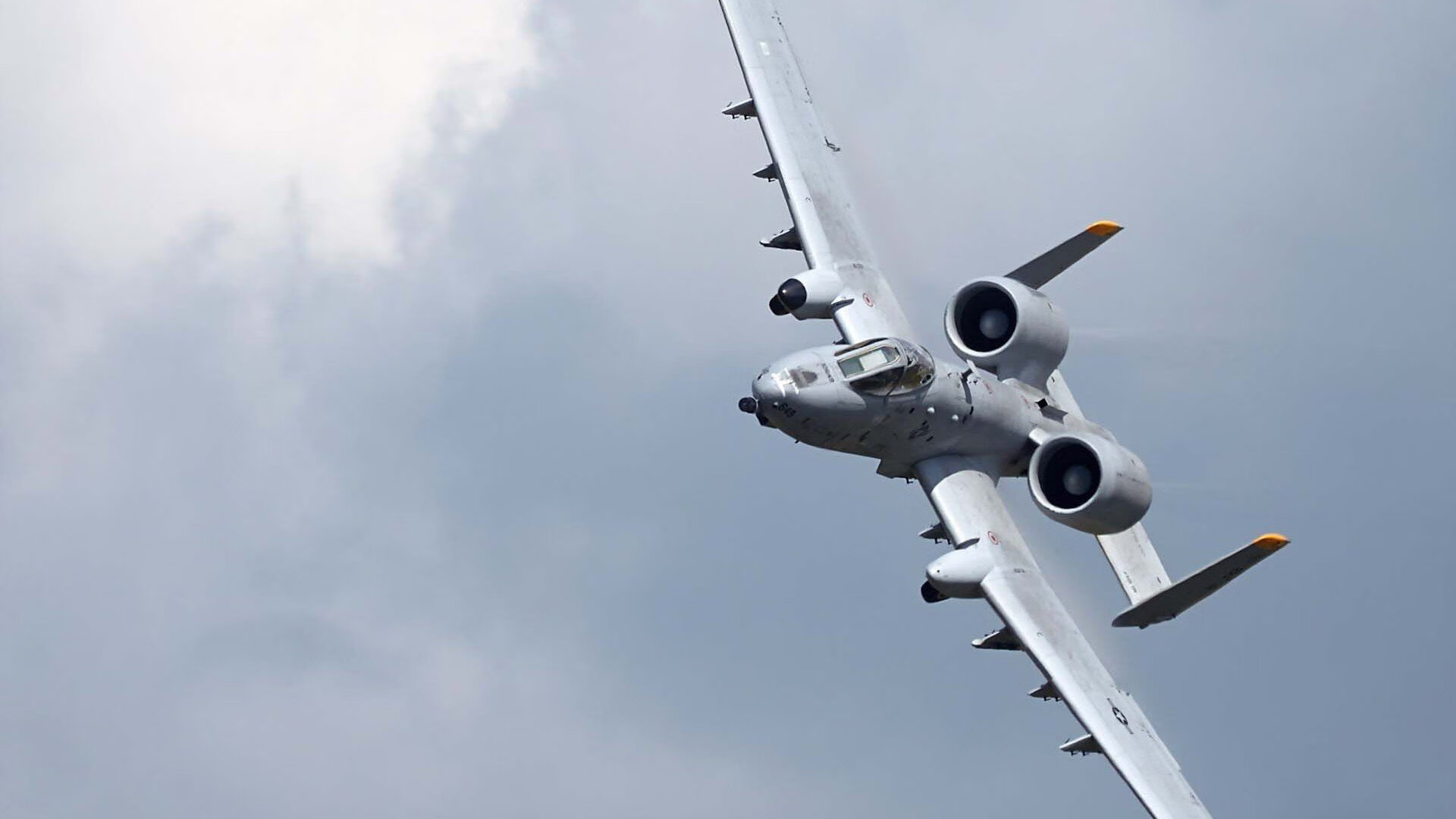 钢铁防线摧枯拉朽,活塞窒息式战术全面压制广厦,切特上演冠军级个人秀