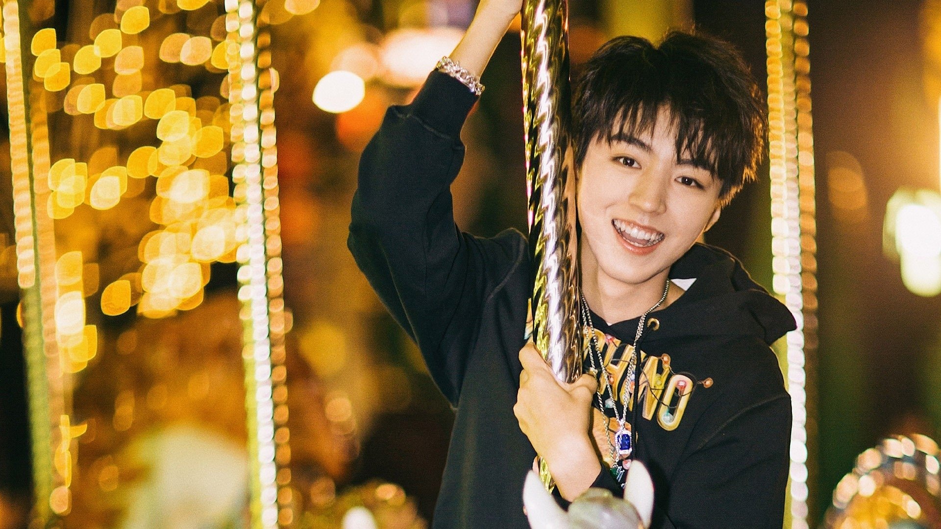 弓弦独鸣与群狼奔袭,字母哥的孤峰与广厦的血原