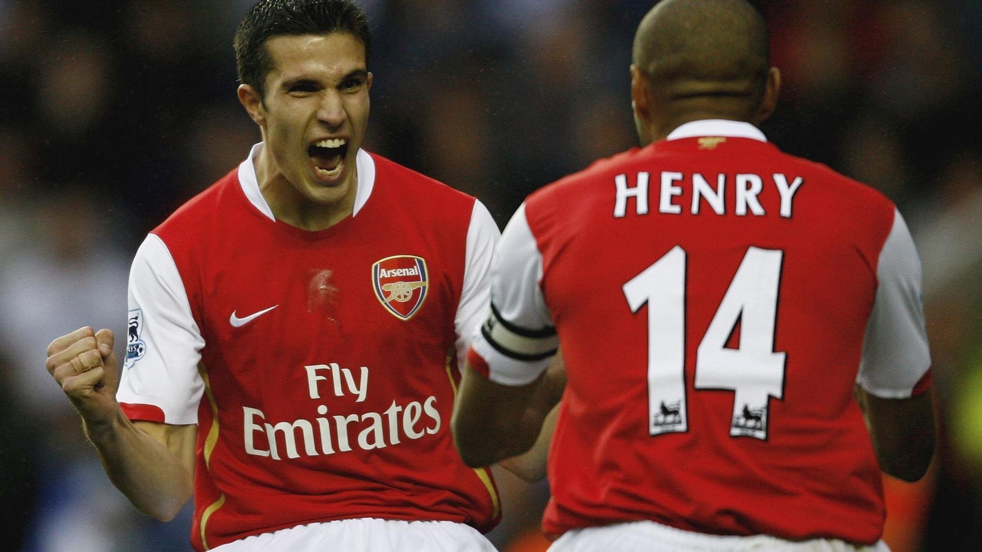 绿茵神话，当伊拉克战火淬炼的球队在加时赛绝杀红黑军团