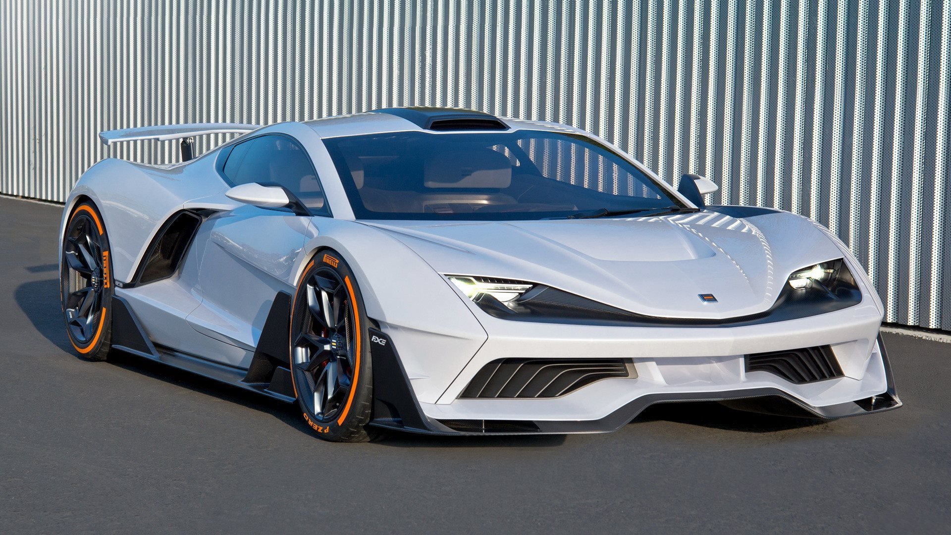 跨界战神,瑞士铁链防守与伊布式接管—体育世界的双重启示录