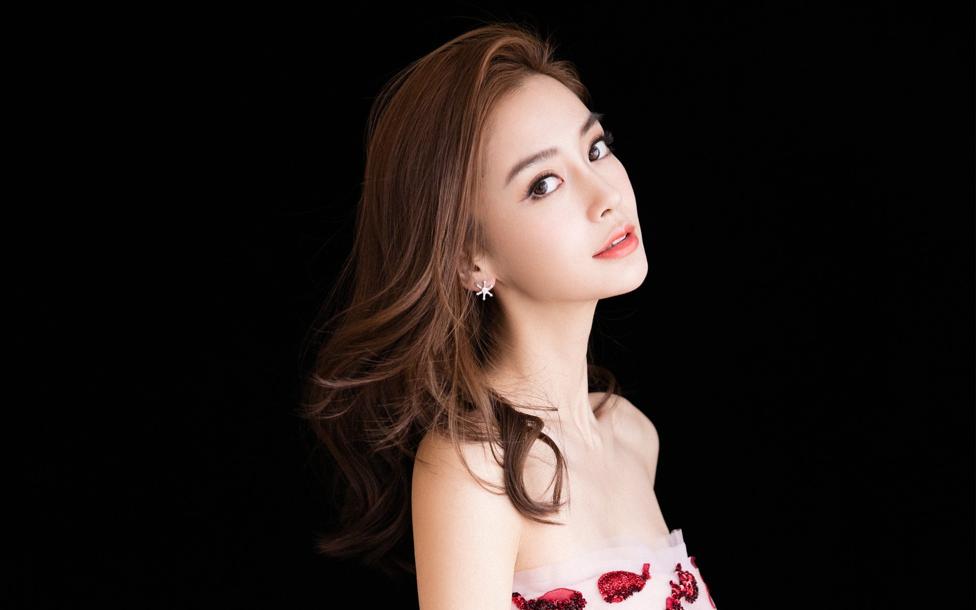 雷恩教科书级别压制，佩德里单点爆破成摩纳哥无解难题